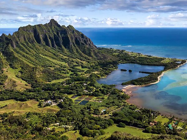 Hawaiian Paradise Tour Package with Waikiki Beach